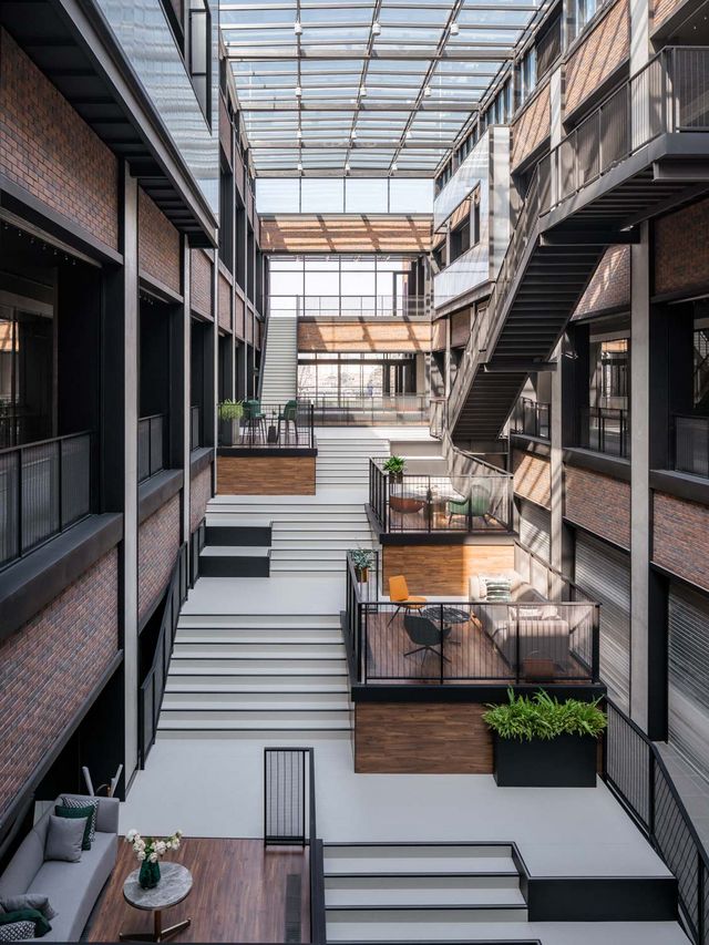 Revitalisierung In-Bund Office