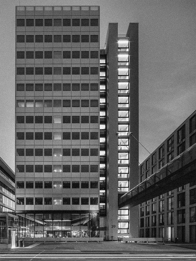 Konversion Commerzbank-Hochhaus