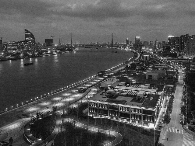 In-Bund Office Building