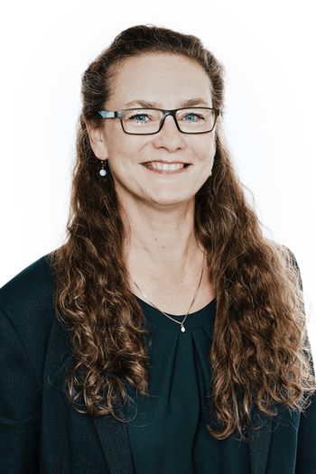 Martina Bauer