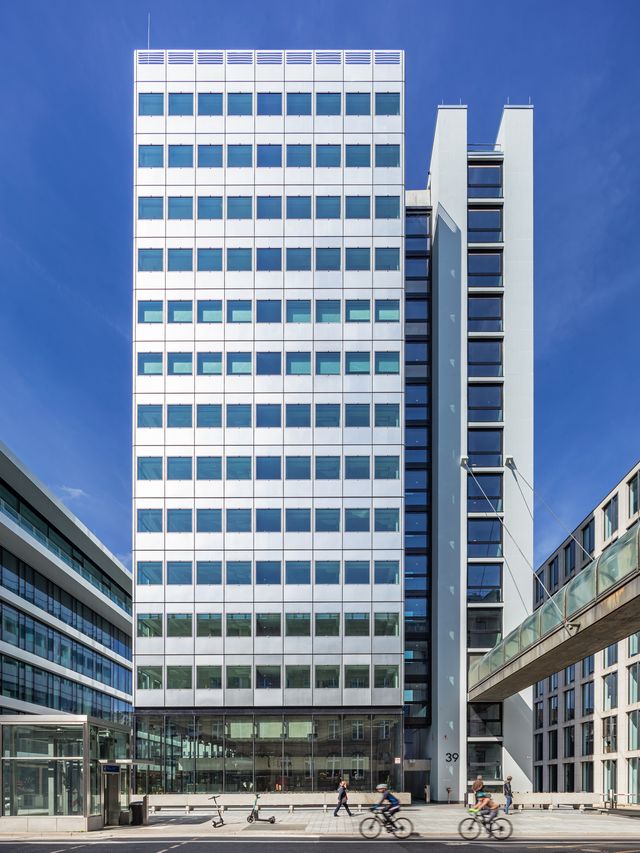 Konversion Commerzbank Hochhaus