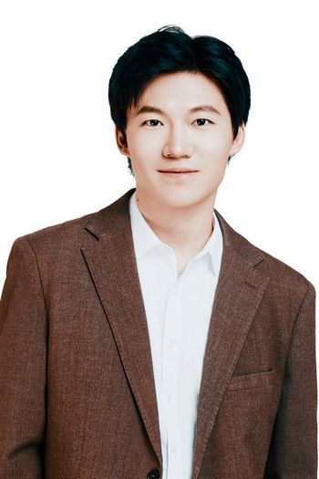 Yue Sun