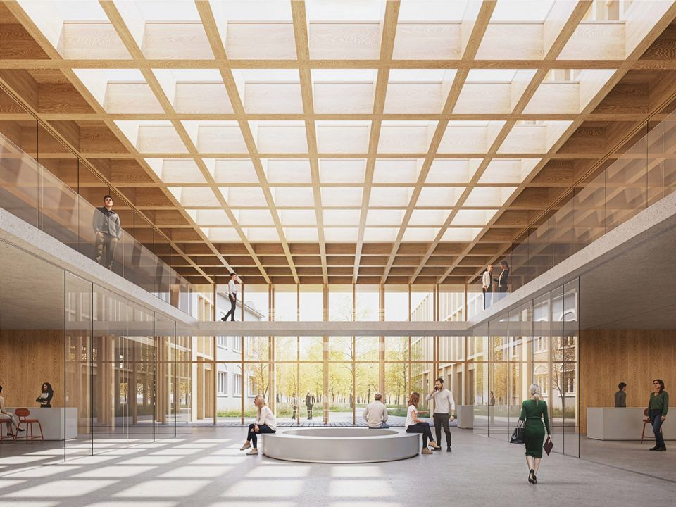Innenvisualisierung eines Foyers mit großzügigem Lichthof, Geometrie aus Holztragwerk, offener Galerieebene und geschwungener Treppe.